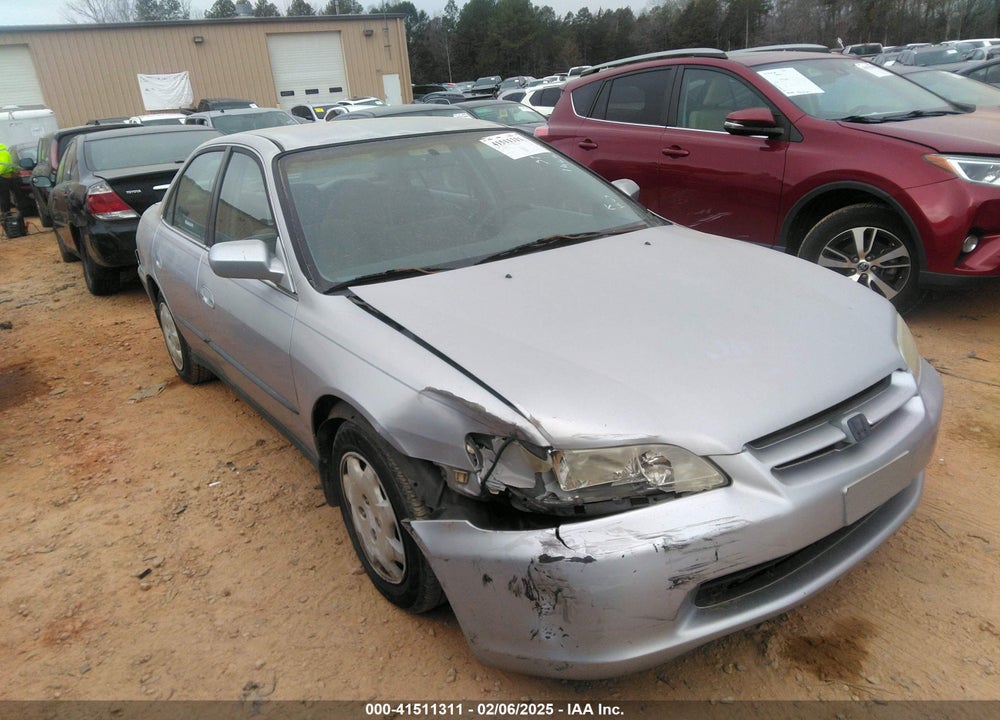 1998 HONDA ACCORD LX VIN: 1HGCG564XWA146684