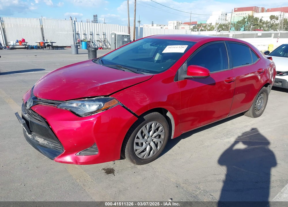 2018 TOYOTA COROLLA VIN: 5YFBURHE6JP806806