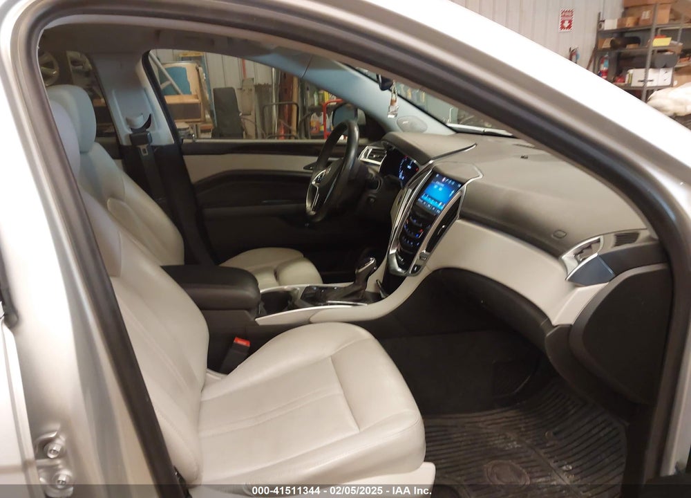 2015 CADILLAC SRX PERFORMANCE COLLECTION VIN: 3GYFNFE30FS556662