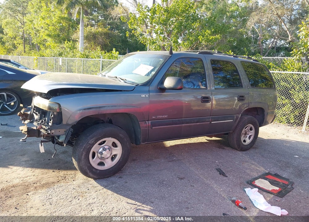 2001 CHEVROLET TAHOE LS VIN: 1GNEC13T11R182692