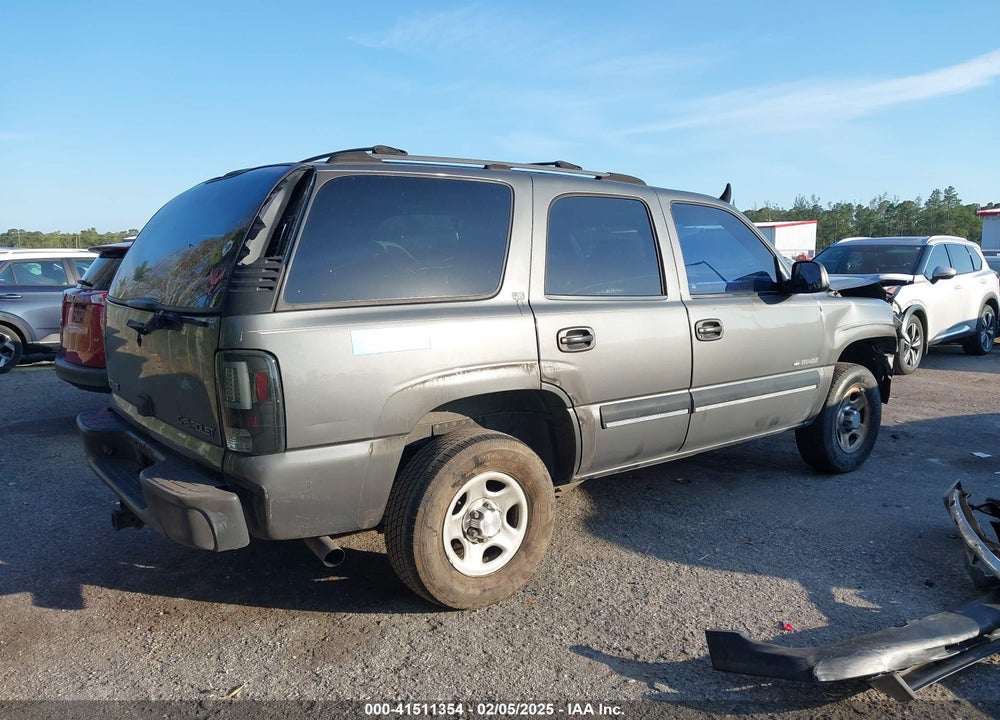 2001 CHEVROLET TAHOE LS VIN: 1GNEC13T11R182692
