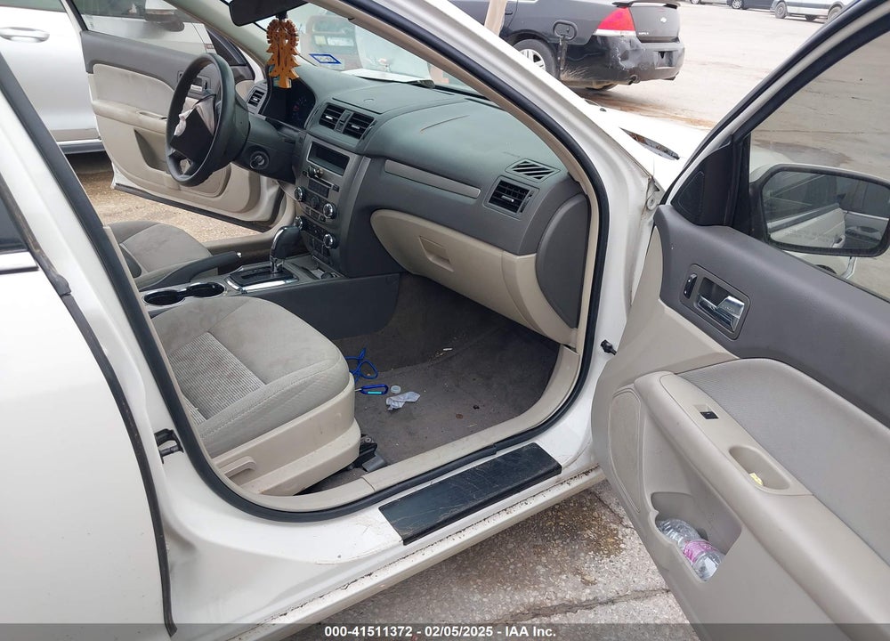 2010 FORD FUSION SE VIN: 3FAHP0HA9AR402943