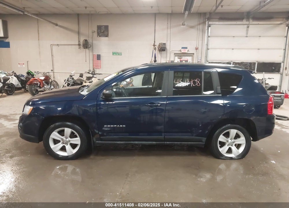 2012 JEEP COMPASS VIN: 1C4NJDEB8CD588277
