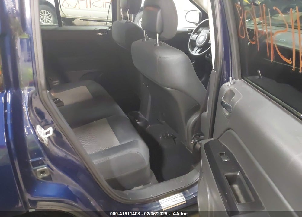 2012 JEEP COMPASS VIN: 1C4NJDEB8CD588277