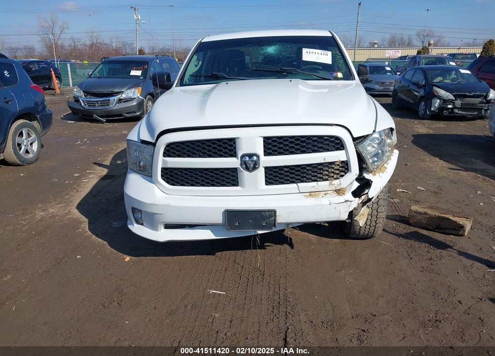 2014 RAM 1500 VIN: 1C6RR7FT8ES110031