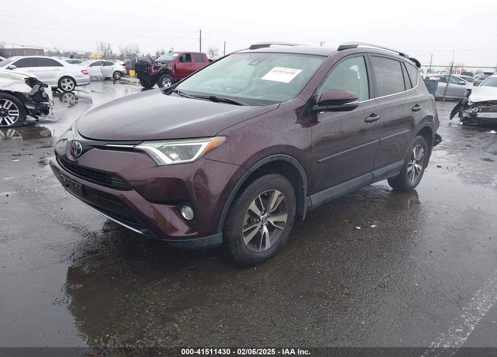 2017 TOYOTA RAV4 XLE VIN: 2T3RFREV4HW595506
