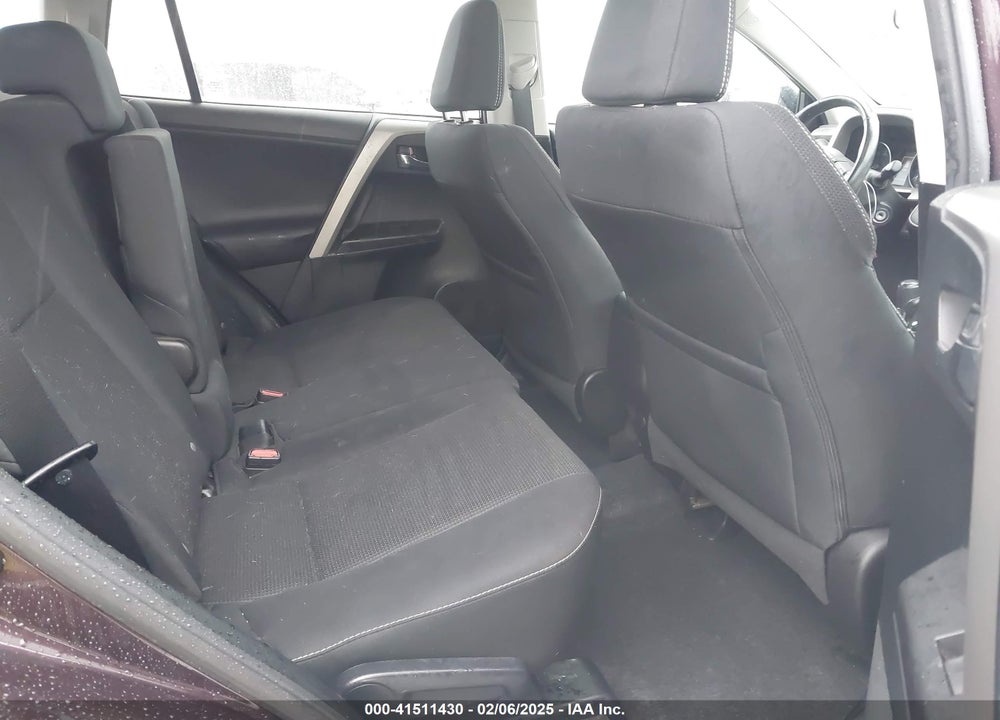 2017 TOYOTA RAV4 XLE VIN: 2T3RFREV4HW595506