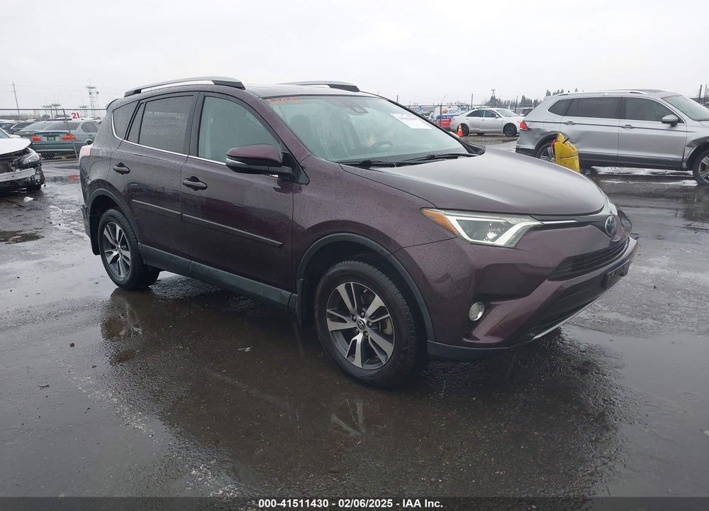 2017 TOYOTA RAV4 XLE VIN: 2T3RFREV4HW595506