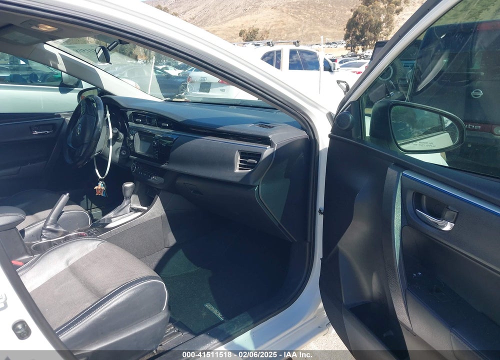 2015 TOYOTA COROLLA S PLUS VIN: 5YFBURHEXFP309300