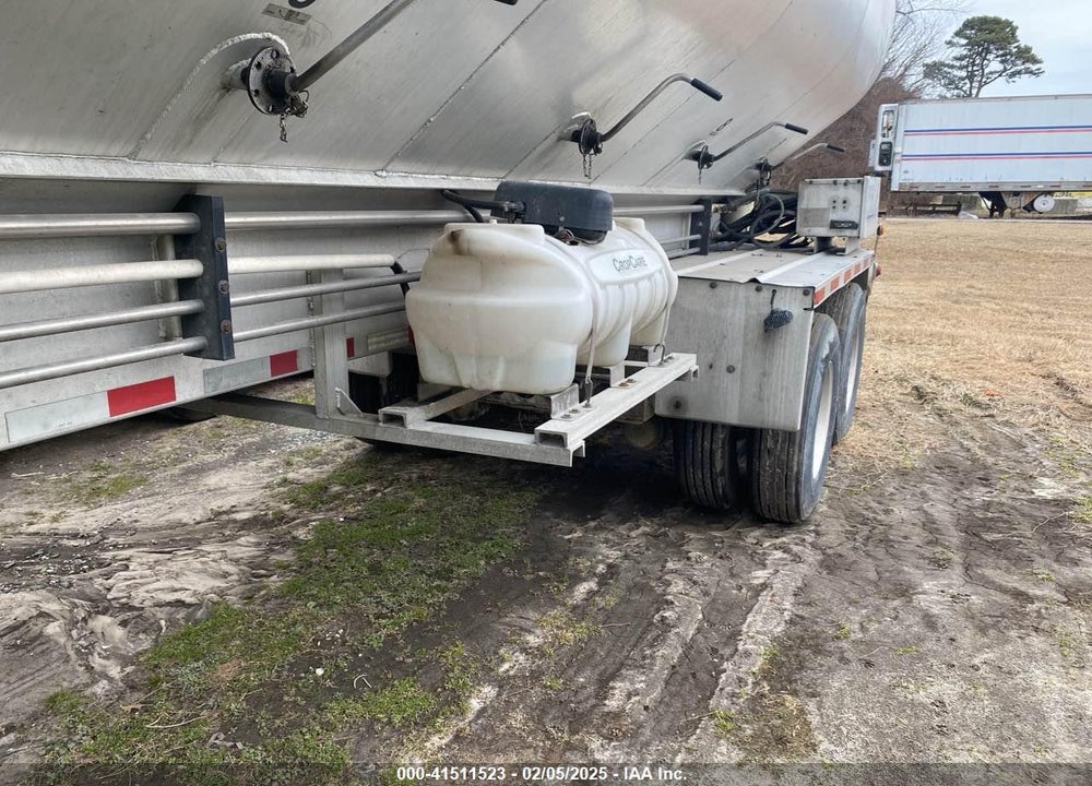 2015 WALLINGA TANKER TRAILER VIN: 2W9HA3627FG001153