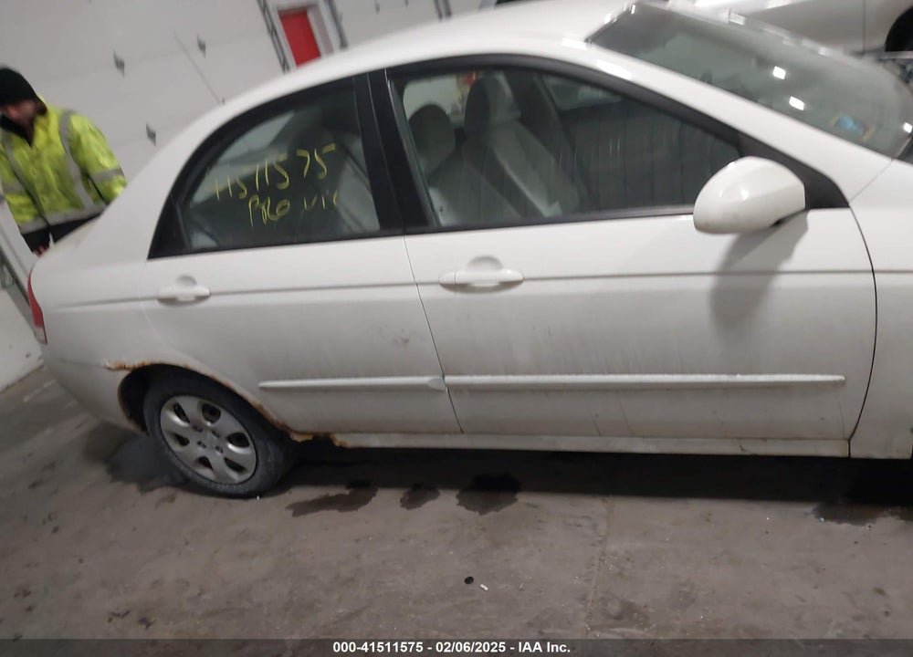 2008 KIA SPECTRA EX VIN: KNAFE122285580475