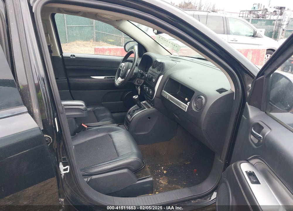 2016 JEEP COMPASS LATITUDE VIN: 1C4NJCEBXGD642680