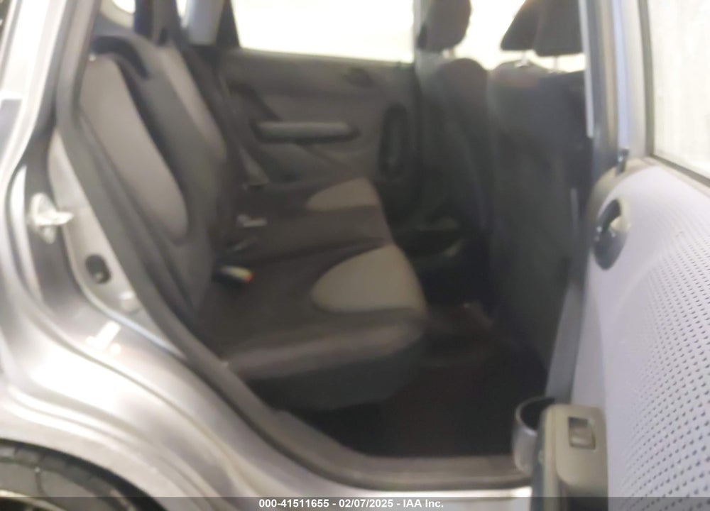 2007 HONDA FIT VIN: JHMGD38657S000389
