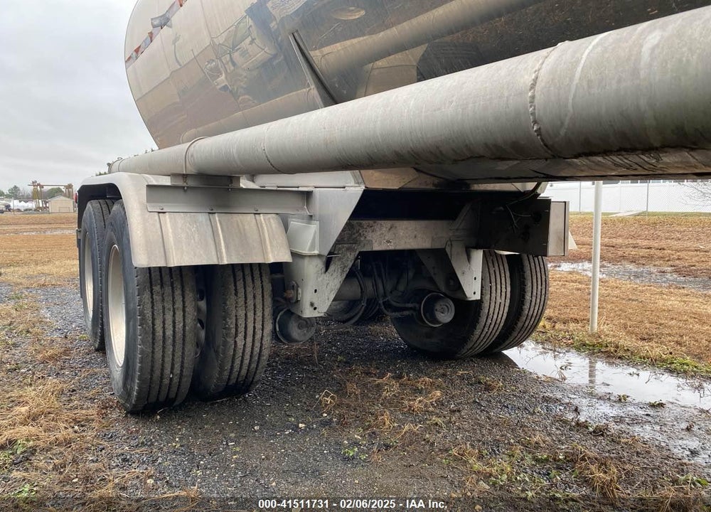 2019 TREMCAR TANKER TRAILER VIN: 2TLSL4223KB000506