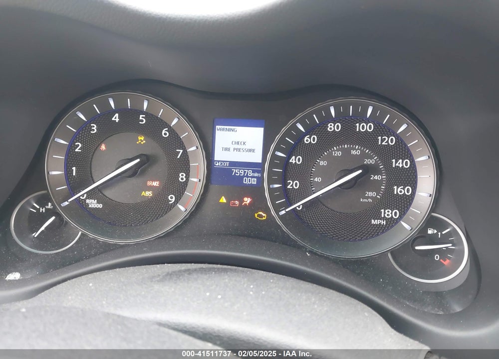 2017 INFINITI Q70L VIN: JN1BY1PR9HM210745