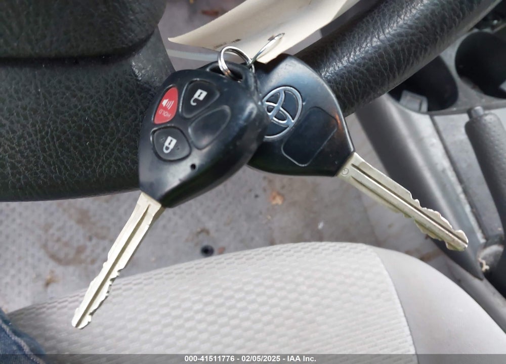 2011 TOYOTA RAV4 VIN: 2T3BF4DV4BW107412