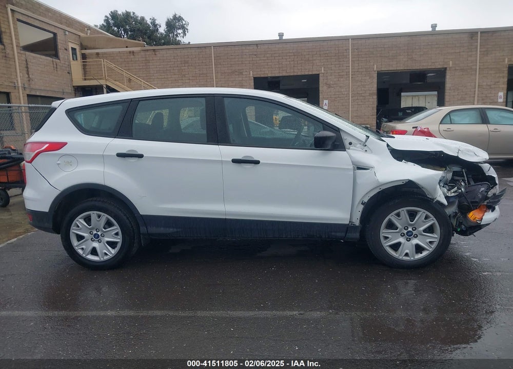 2013 FORD ESCAPE S VIN: 1FMCU0F70DUB84985