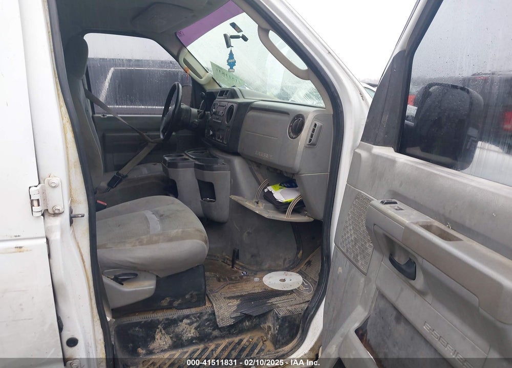 2009 FORD E-350 SUPER DUTY XL/XLT VIN: 1FBNE31L49DA56633
