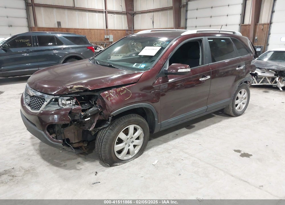 2013 KIA SORENTO LX VIN: 5XYKT4A67DG372610