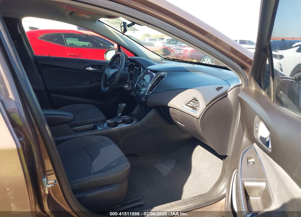 2019 CHEVROLET CRUZE VIN: 1G1BC5SM4K7136342