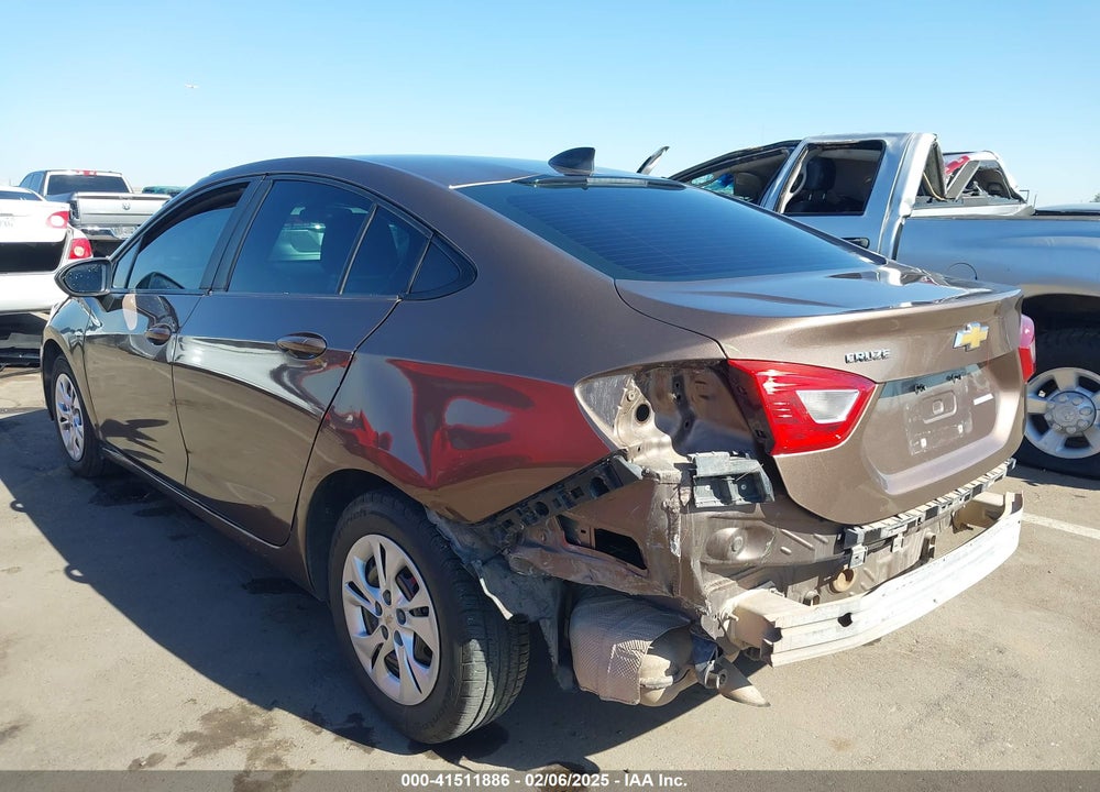 2019 CHEVROLET CRUZE VIN: 1G1BC5SM4K7136342