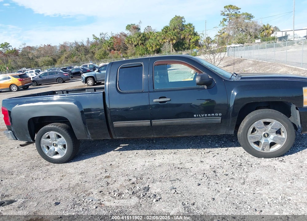 2010 CHEVROLET SILVERADO 1500 LT VIN: 1GCSKSE32AZ109378