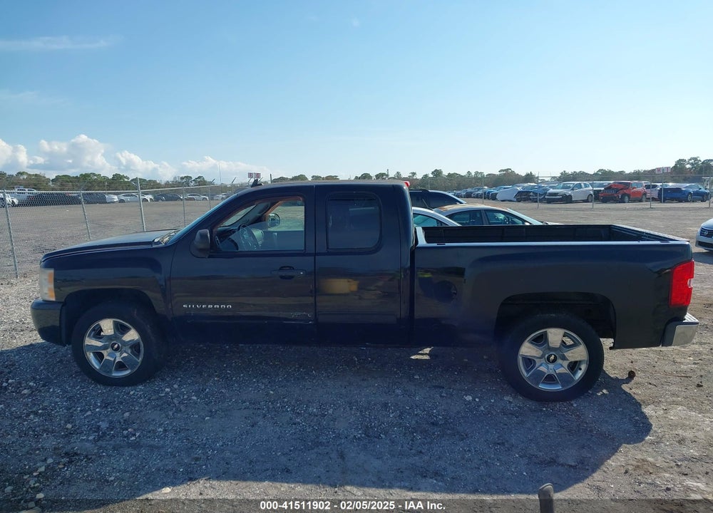 2010 CHEVROLET SILVERADO 1500 LT VIN: 1GCSKSE32AZ109378