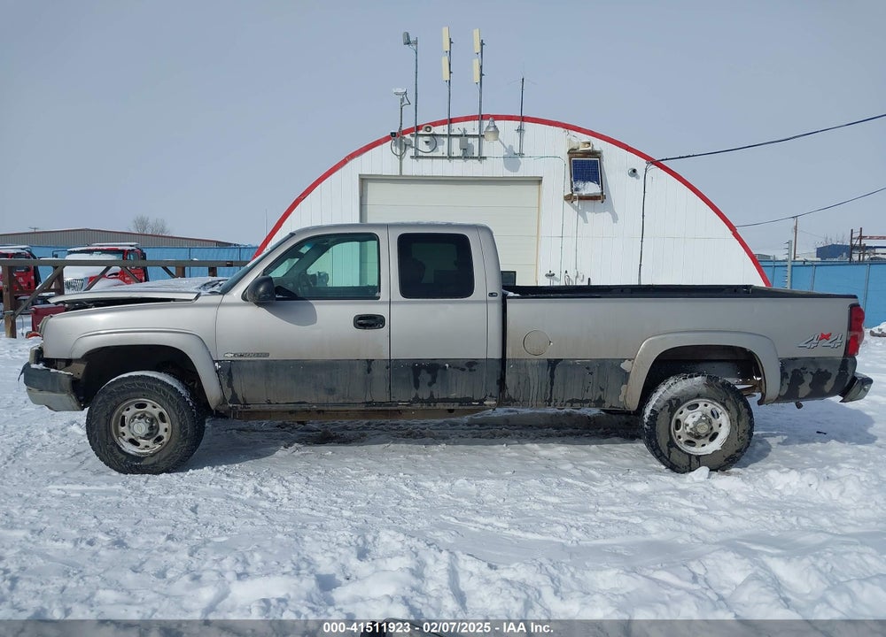 2004 CHEVROLET SILVERADO 2500HD LS VIN: 1GCHK29U64E193942