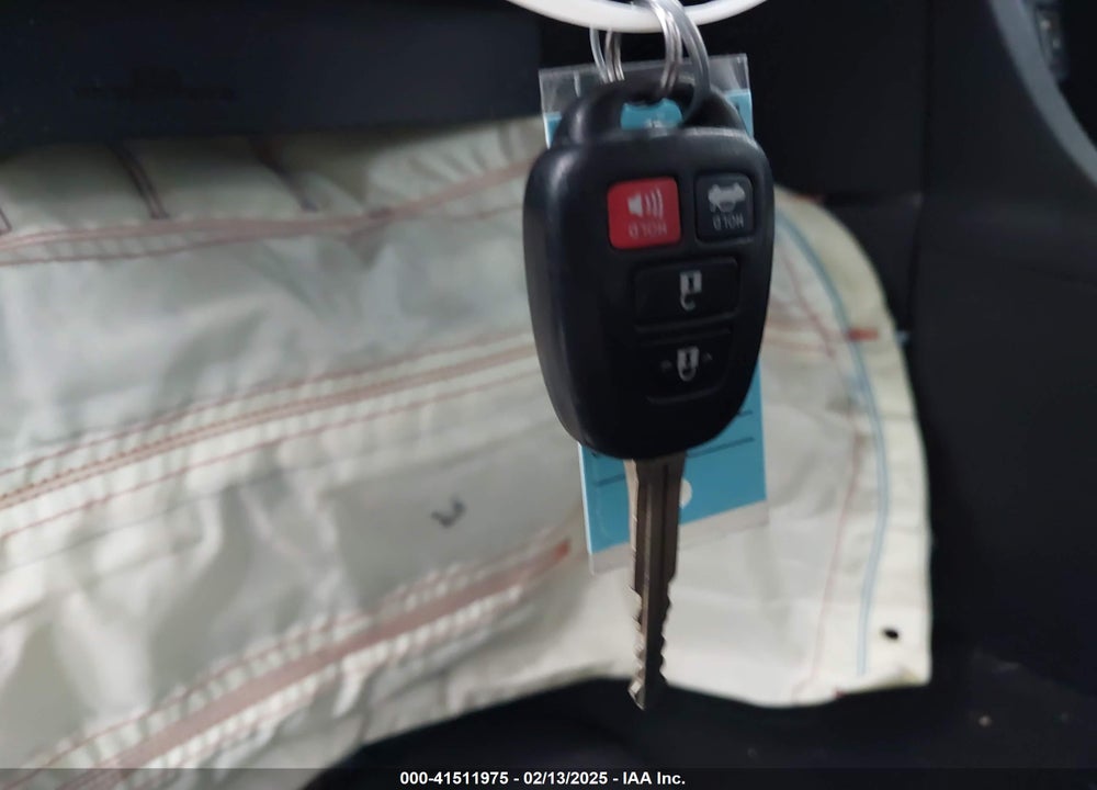 2015 TOYOTA COROLLA LE PLUS VIN: 5YFBURHE2FP196636