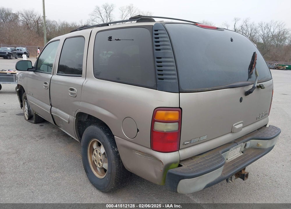 2001 CHEVROLET TAHOE VIN: 1GNEC13T11R208644