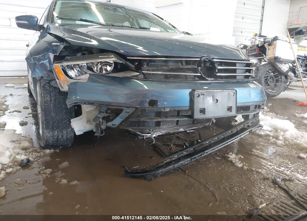 2016 VOLKSWAGEN JETTA VIN: 3VWD67AJXGM347968