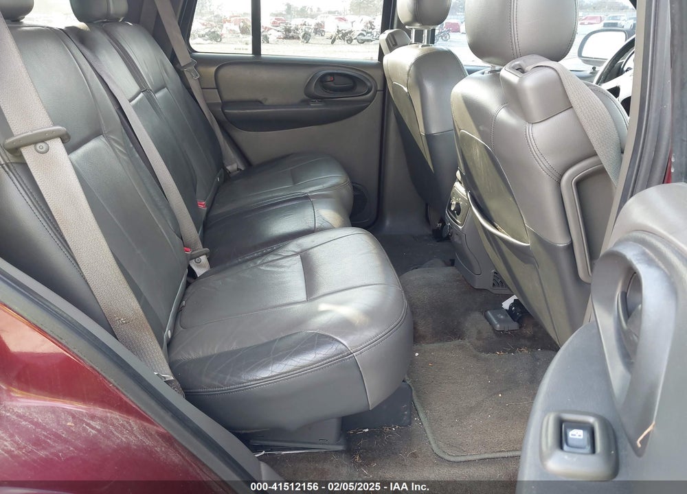 2004 CHEVROLET TRAILBLAZER LT VIN: 1GNDS13S542358145
