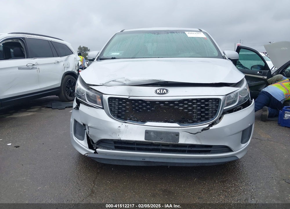 2018 KIA SEDONA LX VIN: KNDMB5C13J6367874