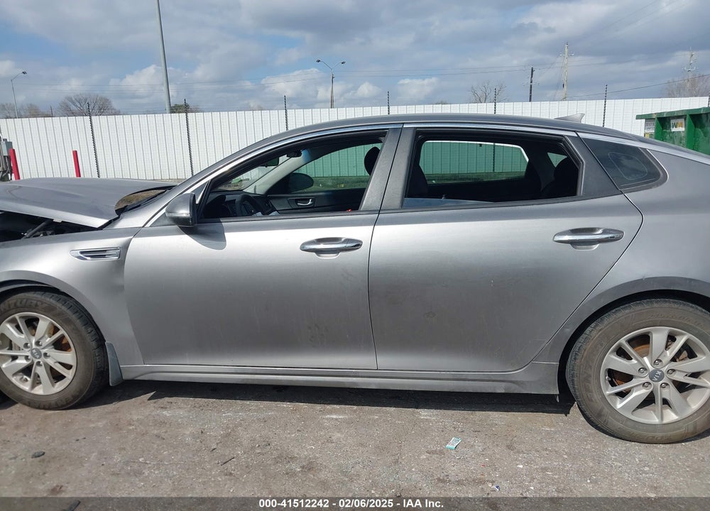 2016 KIA OPTIMA VIN: 5XXGT4L37GG024047