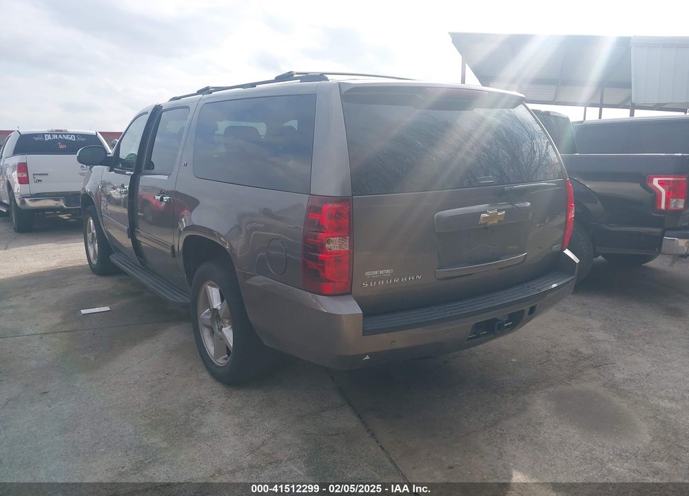 2011 CHEVROLET SUBURBAN 1500 LT1 VIN: 1GNSCJE05BR280261