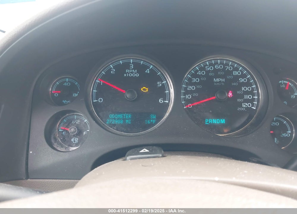 2011 CHEVROLET SUBURBAN 1500 LT1 VIN: 1GNSCJE05BR280261
