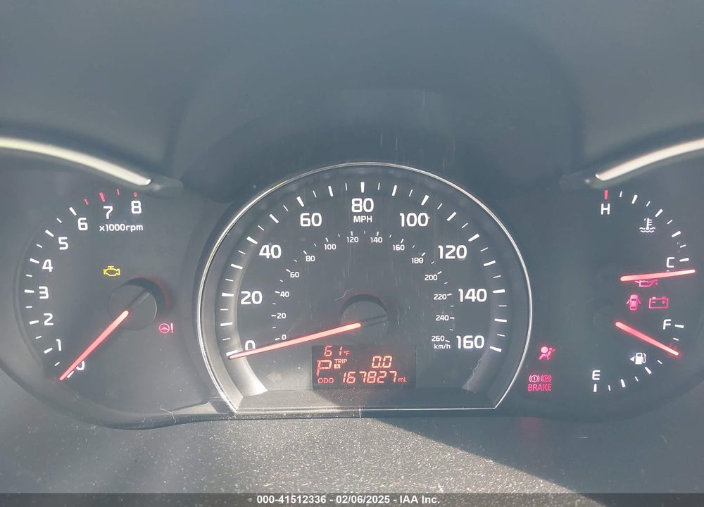 2014 KIA SORENTO LX VIN: 5XYKT3A63EG485112