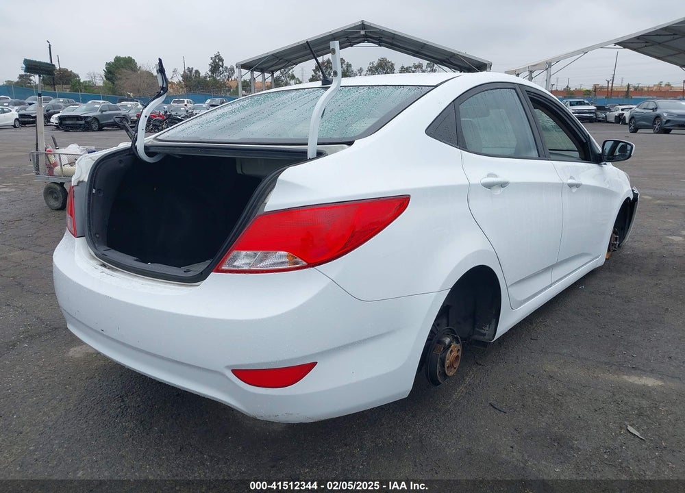 2016 HYUNDAI ACCENT VIN: KMHCT4AE0GU165602