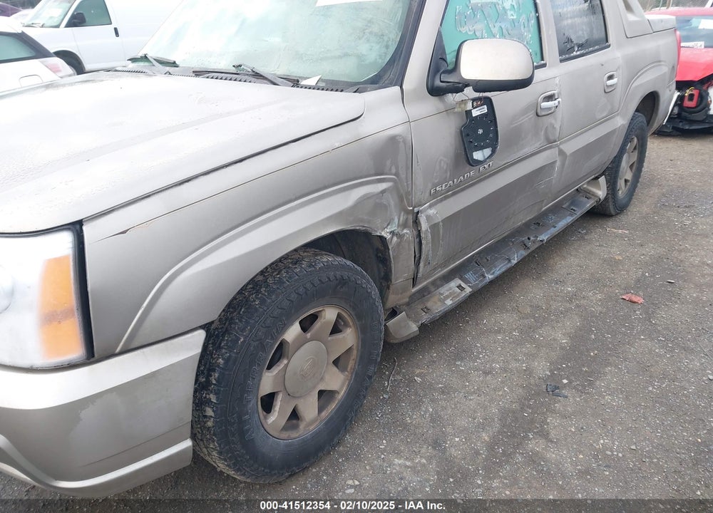 2002 CADILLAC ESCALADE EXT STANDARD VIN: 3GYEK63N62G209357