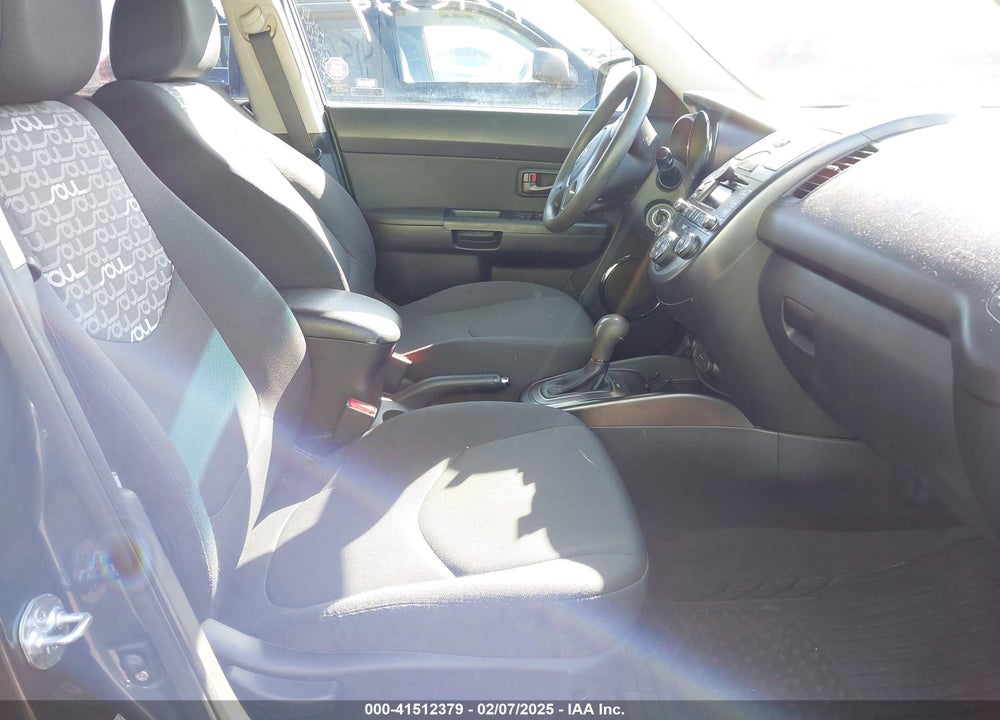 2011 KIA SOUL VIN: KNDJT2A25B7299793