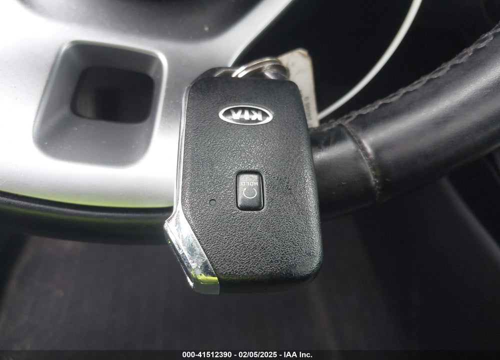 2021 KIA SOUL VIN: KNDJ33AU2M7758546