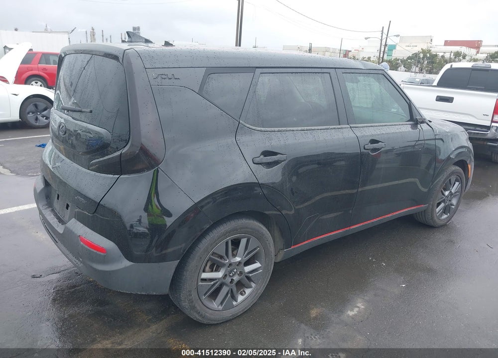 2021 KIA SOUL VIN: KNDJ33AU2M7758546