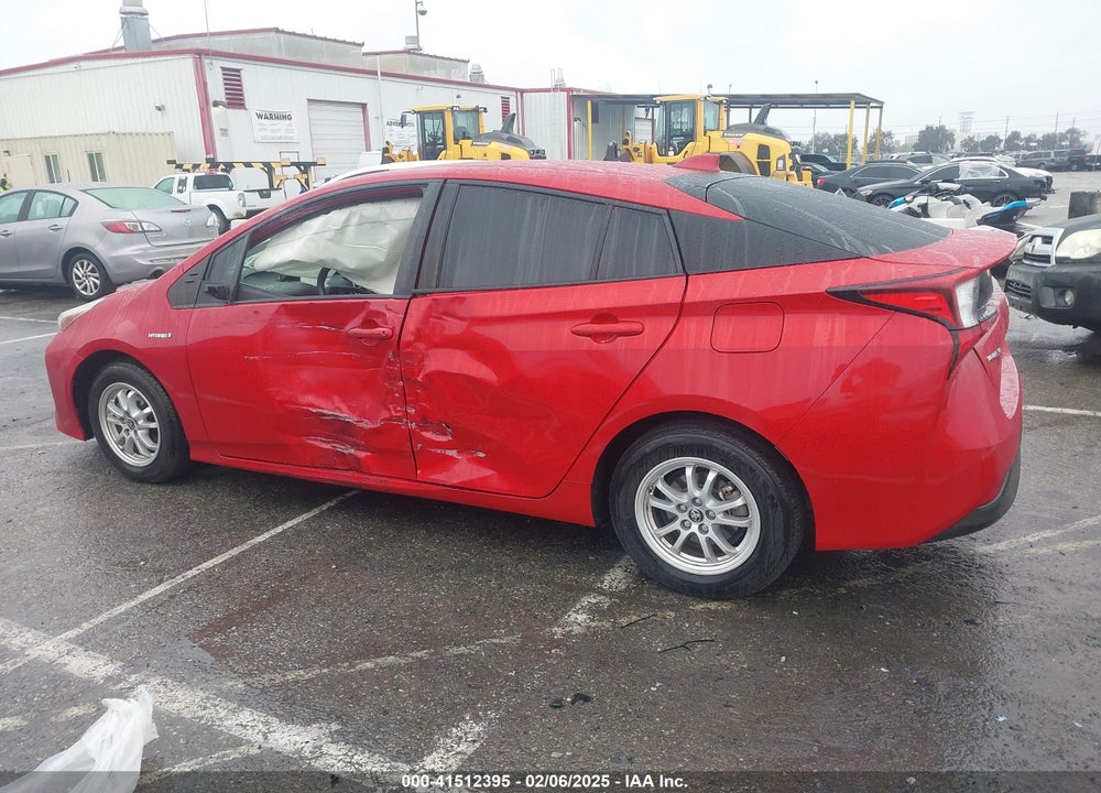 2021 TOYOTA PRIUS VIN: JTDKAMFU8M3134640