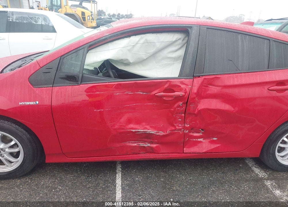 2021 TOYOTA PRIUS VIN: JTDKAMFU8M3134640