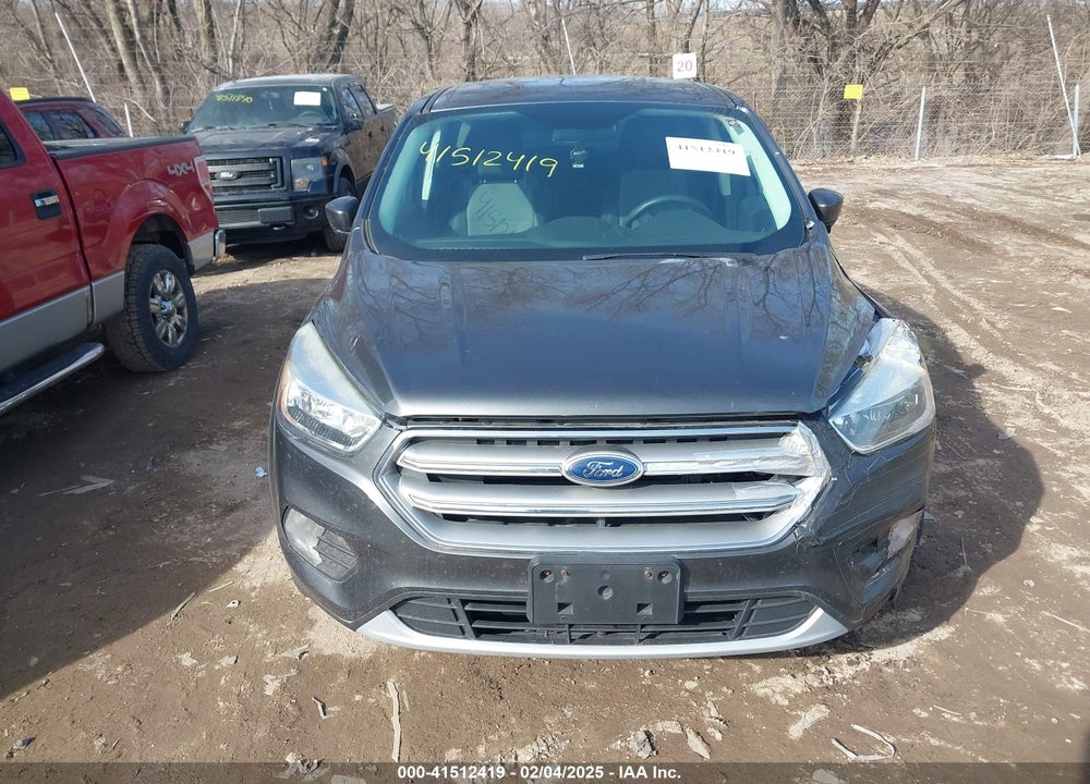 2017 FORD ESCAPE SE VIN: 1FMCU9GD8HUA90092