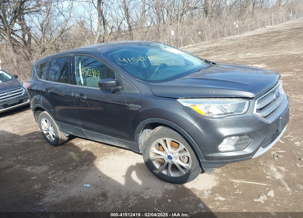 2017 FORD ESCAPE SE VIN: 1FMCU9GD8HUA90092