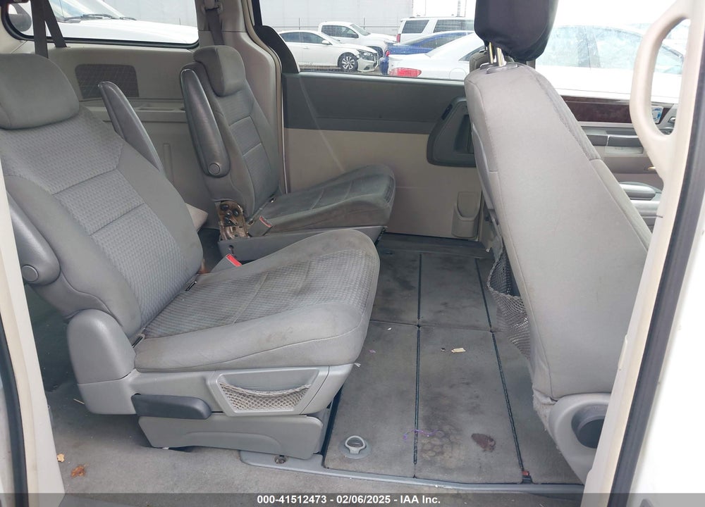 2010 CHRYSLER TOWN & COUNTRY TOURING VIN: 2A4RR5D17AR432521