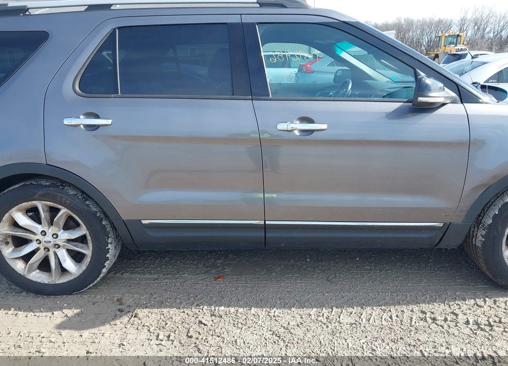 2012 FORD EXPLORER XLT VIN: 1FMHK7D82CGA16438