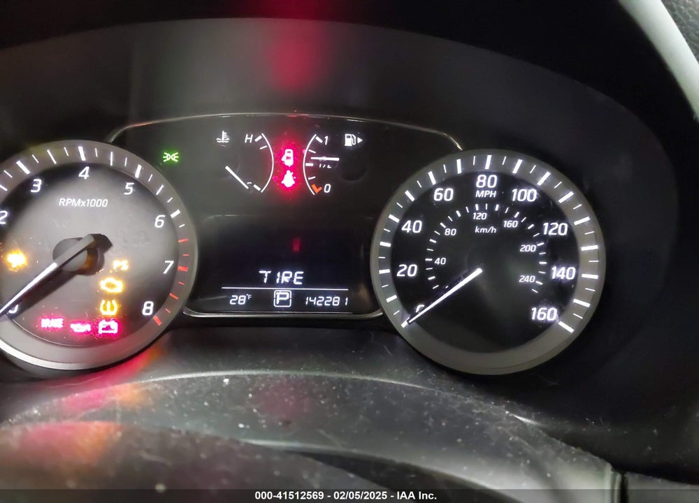 2015 NISSAN SENTRA VIN: 3N1AB7AP0FL640680