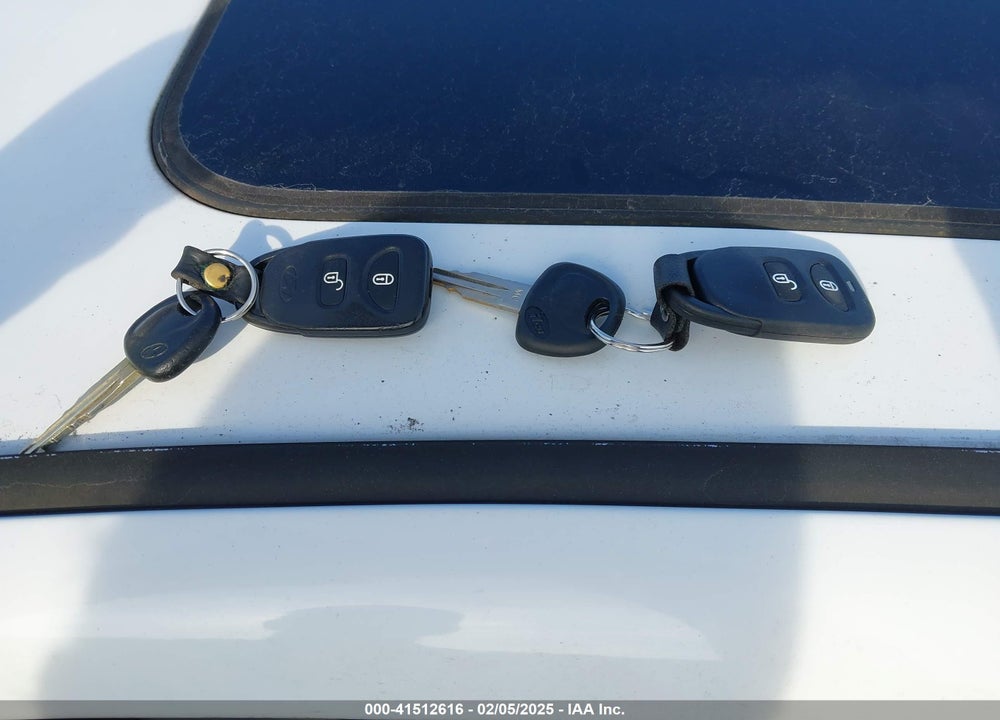 2008 HYUNDAI ACCENT SE VIN: KMHCN36C38U065748
